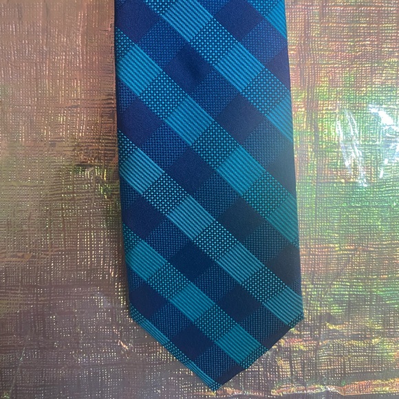 Express tie - Picture 3 of 4